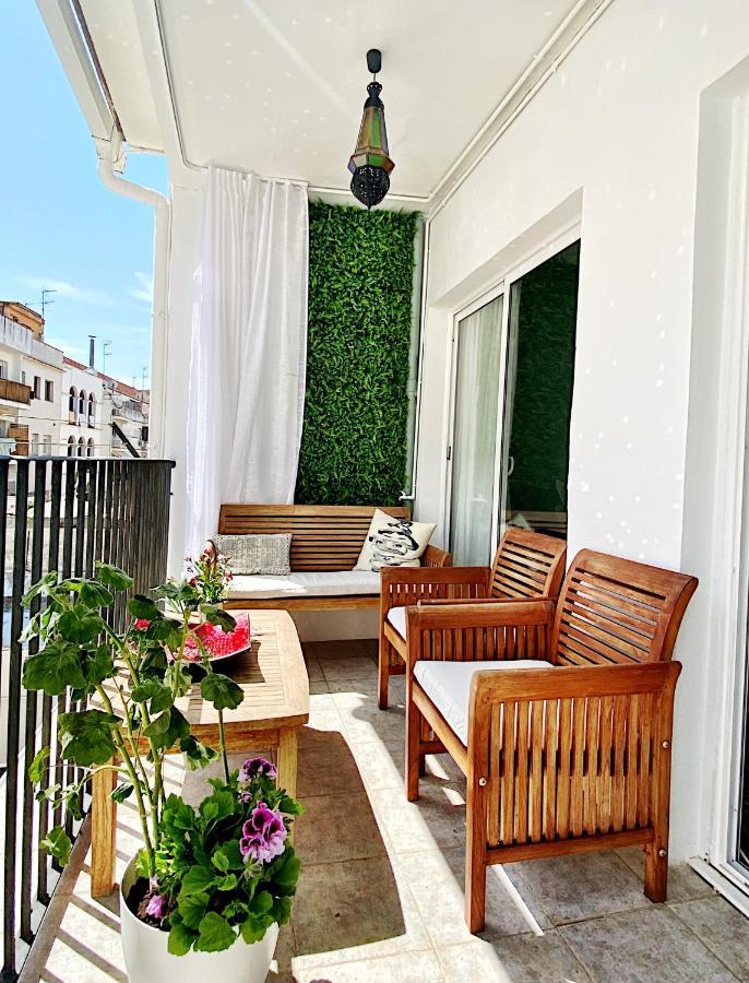 Abbott Apartment - 1 Min From The Beach - 100M2 - Sleeps 8 시체스 외부 사진